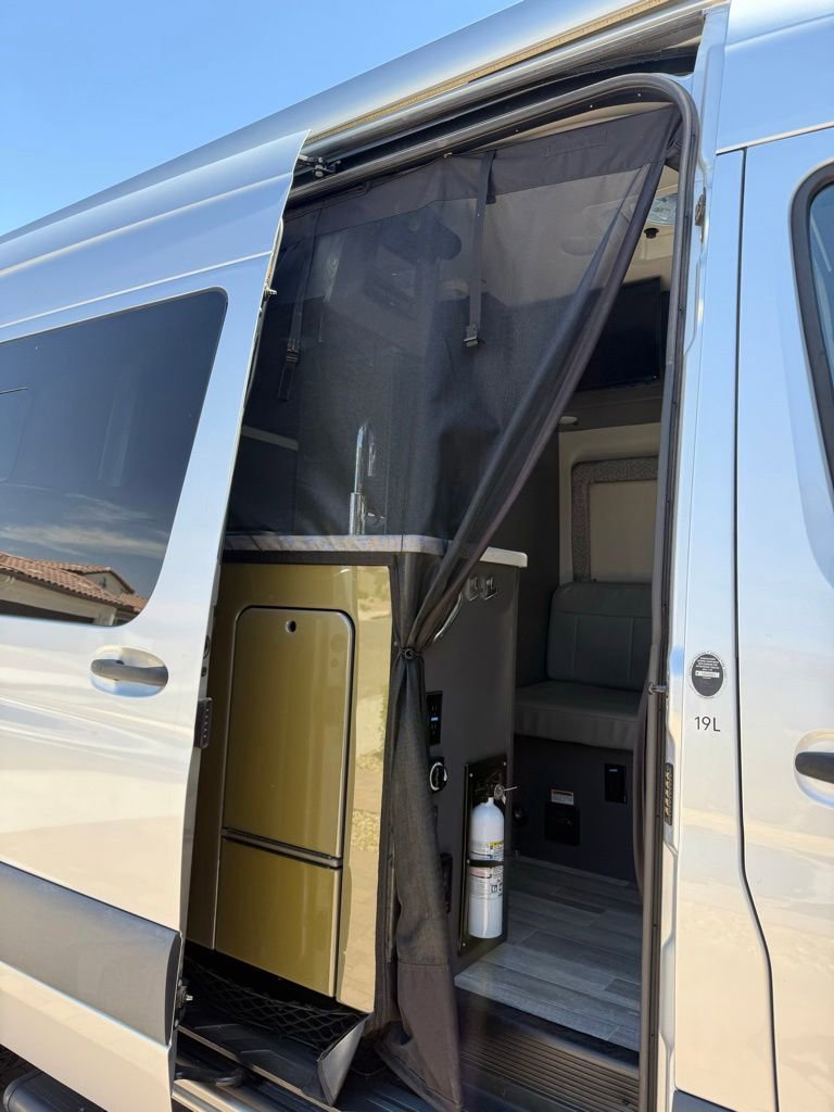 Used 2020 Mercedes-Benz Sprinter 2500 image 5