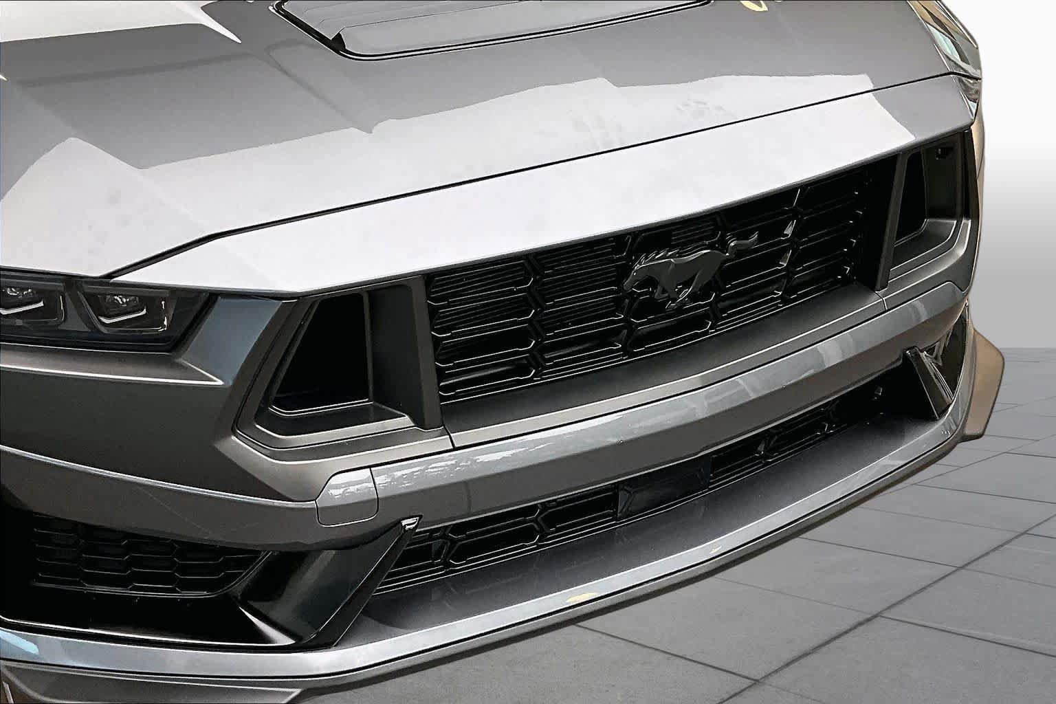Used 2026 Ford Mustang Dark Horse RWD image 27