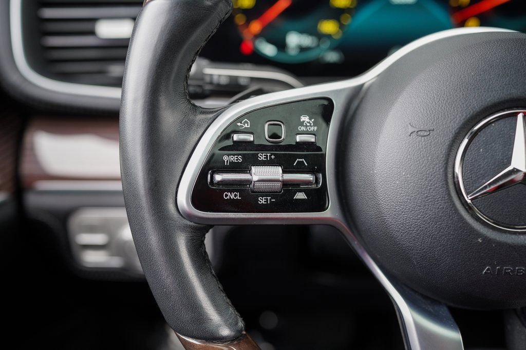 Used 2022 Mercedes-Benz GLE 450 4MATIC w/ Revised AMG Line Exterior image 25