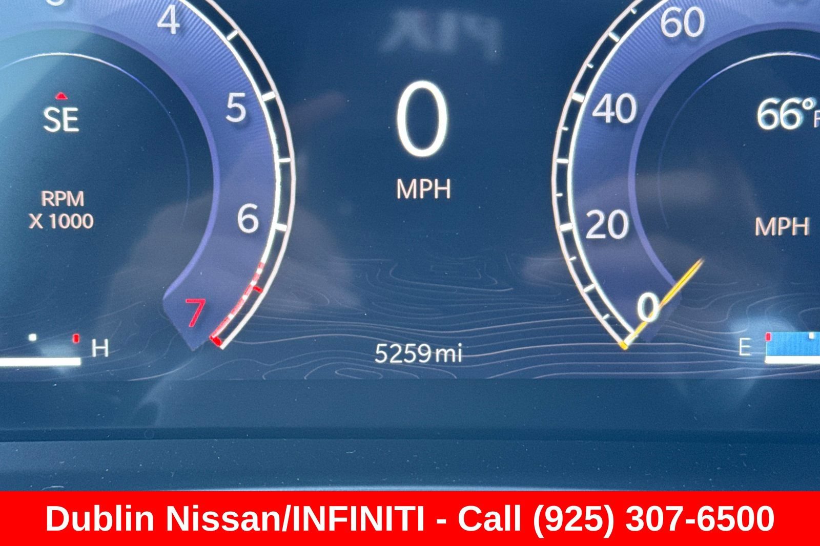 Used 2025 Jeep Grand Cherokee Laredo X w/ Luxury Tech Group I RWD image 42