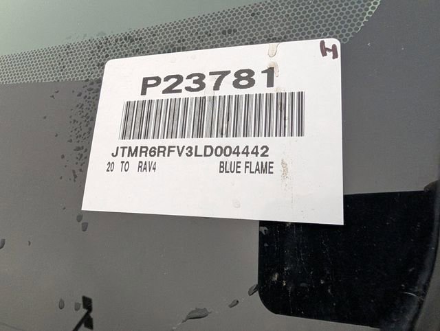 Used 2020 Toyota RAV4 XLE w/ Convenience Package image 36