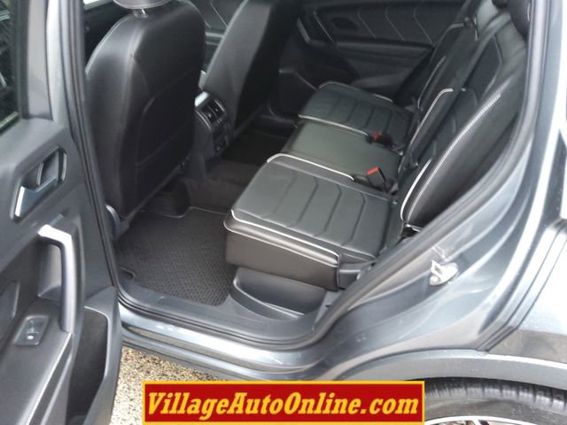 Used 2023 Volkswagen Tiguan SEL R-Line image 25