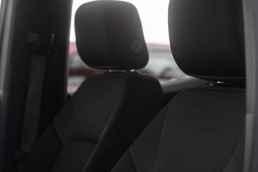 Used 2024 Chevrolet Colorado Trail Boss w/ Technology Package image 16