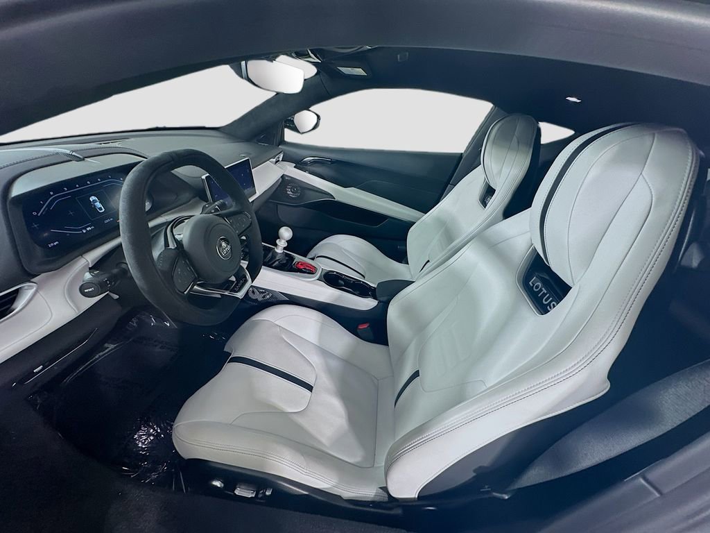 Used 2025 Lotus Emira image 5