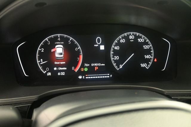 Used 2025 Honda Civic LX image 9
