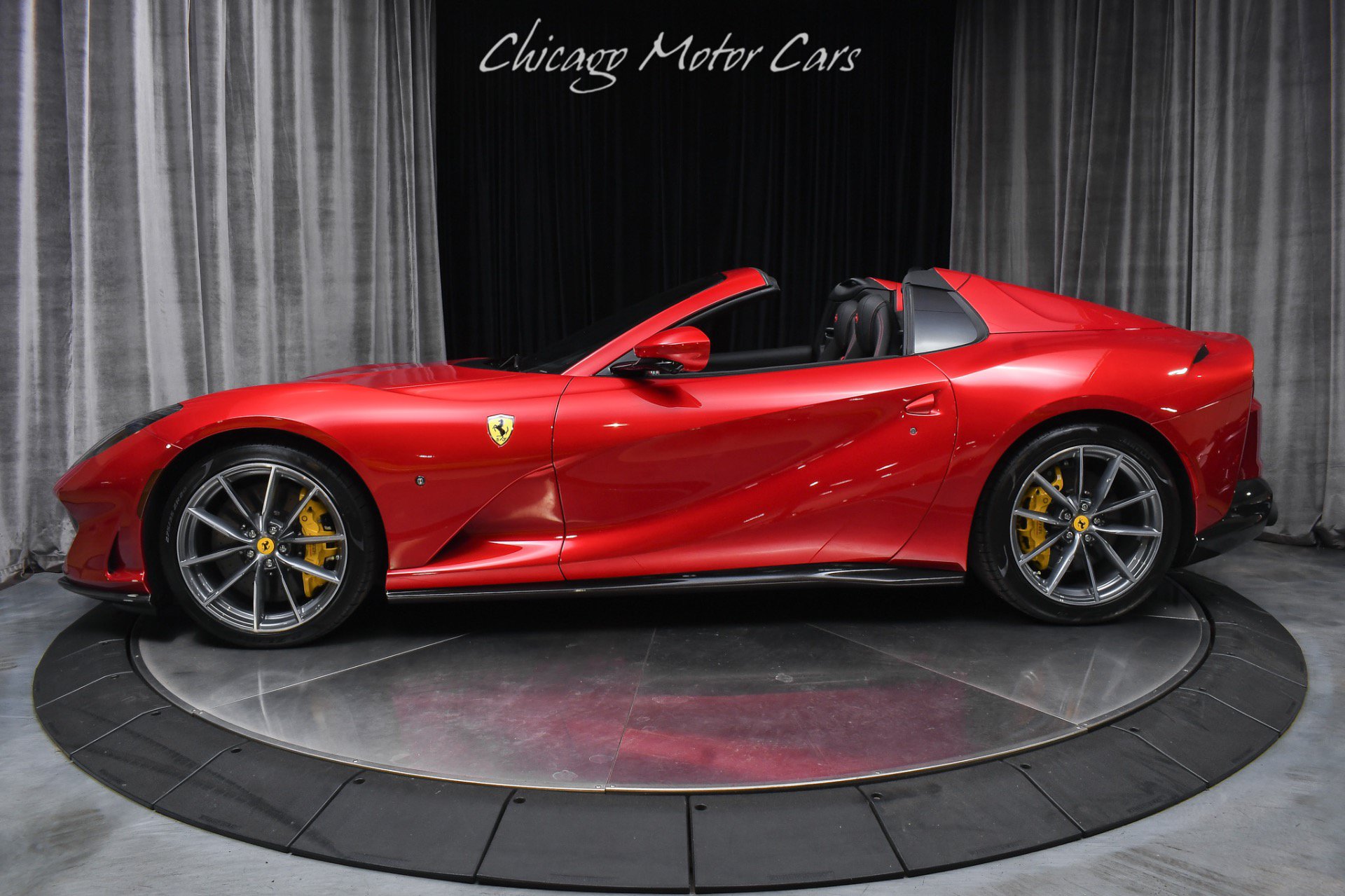 Used 2023 Ferrari 812 GTS RWD image 1
