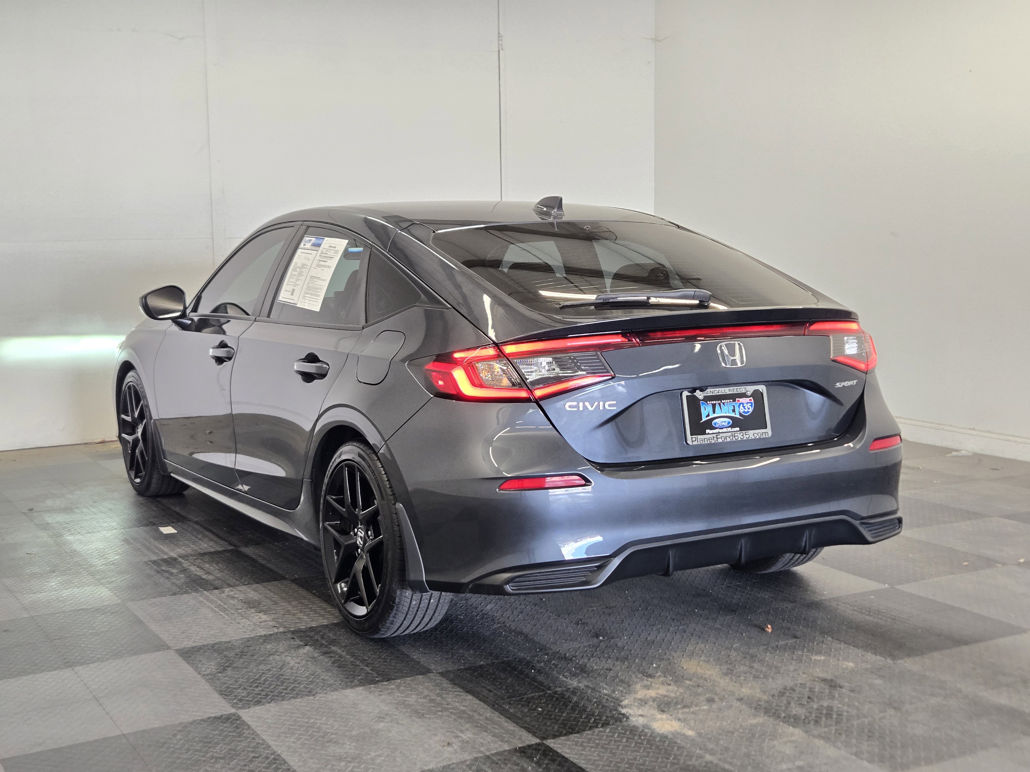 Used 2025 Honda Civic Sport image 5