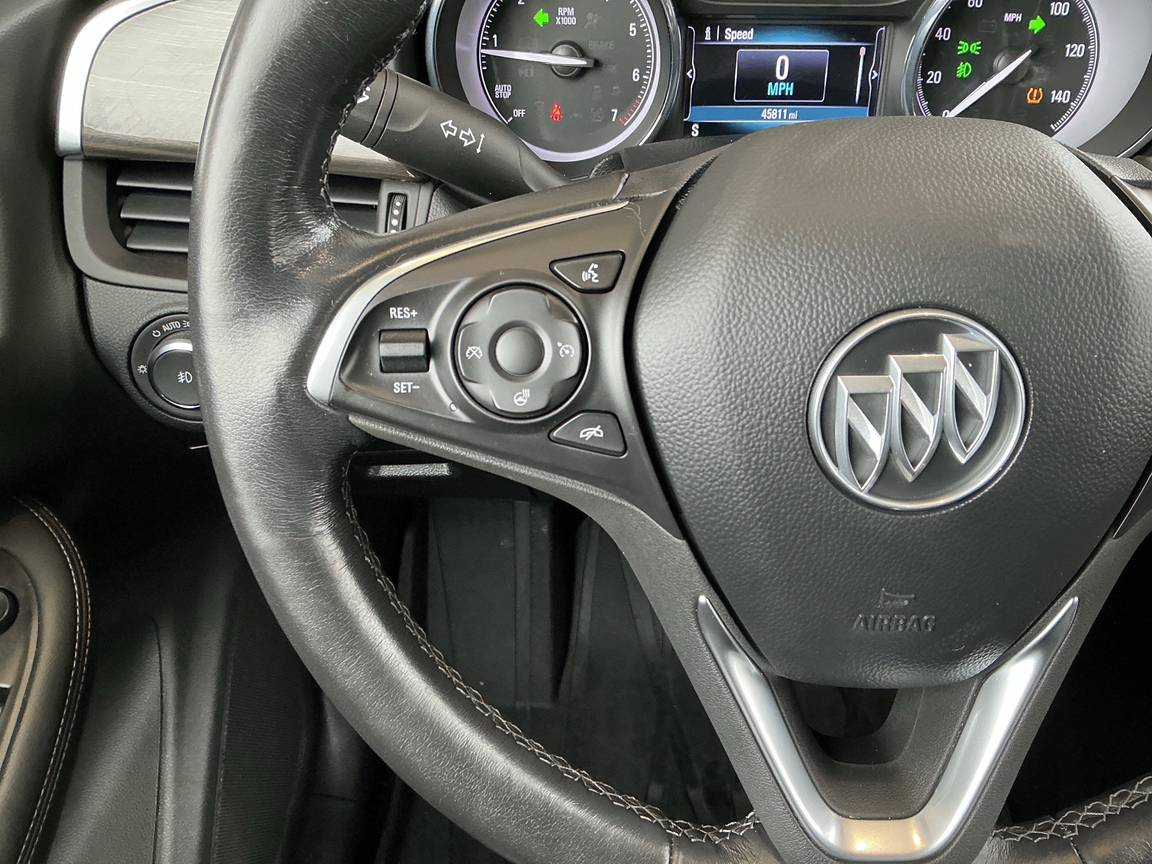 Used 2019 Buick Envision Essence image 12