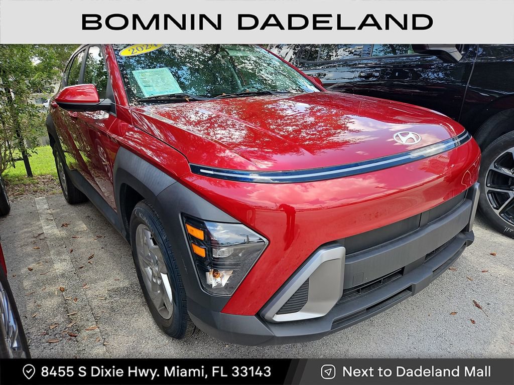 Used 2024 Hyundai Kona SE image 2