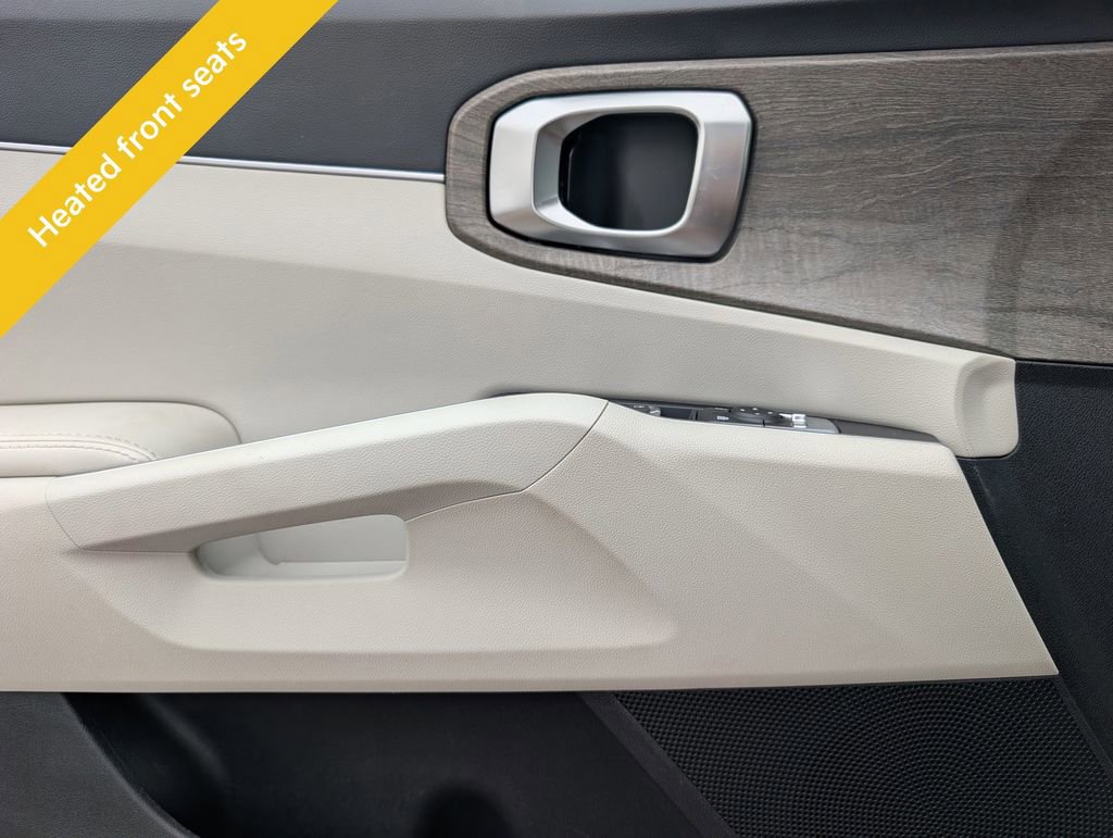 Used 2023 Kia Sorento S w/ Panoramic Sunroof Package image 17