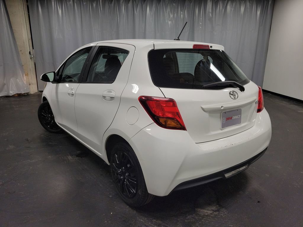 Used 2016 Toyota Yaris L image 6