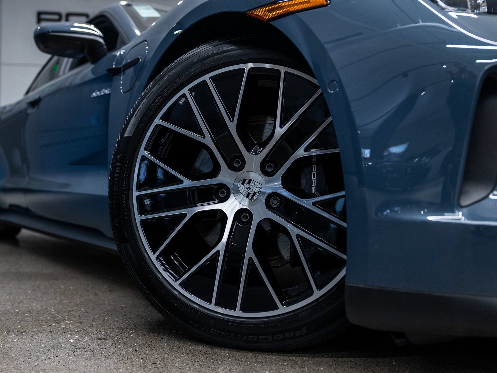 New 2025 Porsche Taycan AWD/4WD image 18