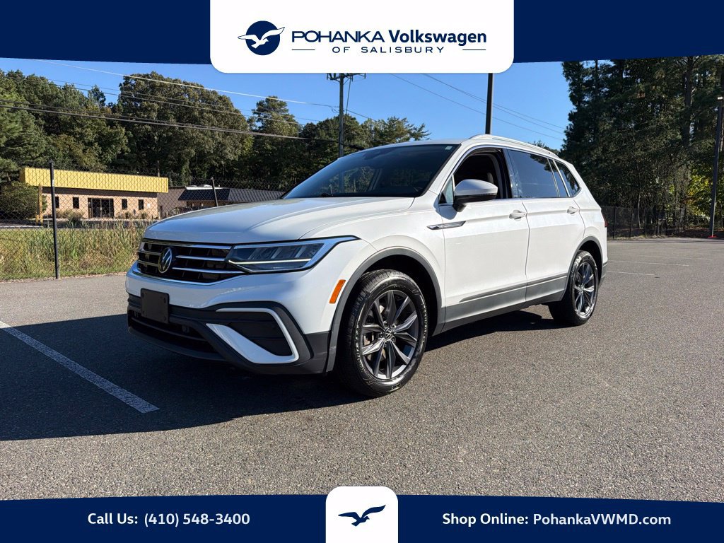 Used 2023 Volkswagen Tiguan SE w/ Panoramic Sunroof Package
