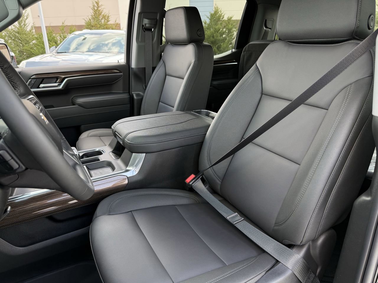 New 2026 Chevrolet Silverado 1500 LT w/ Texas Edition Plus AWD/4WD image 19