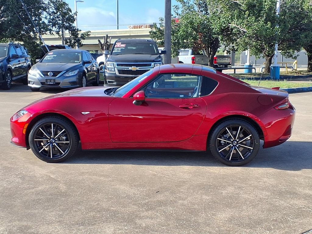 Used 2025 MAZDA MX-5 Miata RF Grand Touring RWD image 5