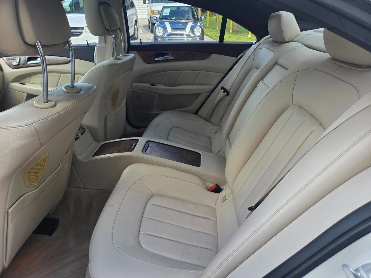 Used 2016 Mercedes-Benz CLS 550 4MATIC image 13