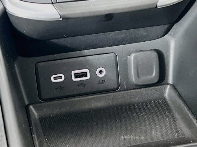 Used 2023 GMC Terrain SLE w/ Driver Convenience Package AWD/4WD image 20