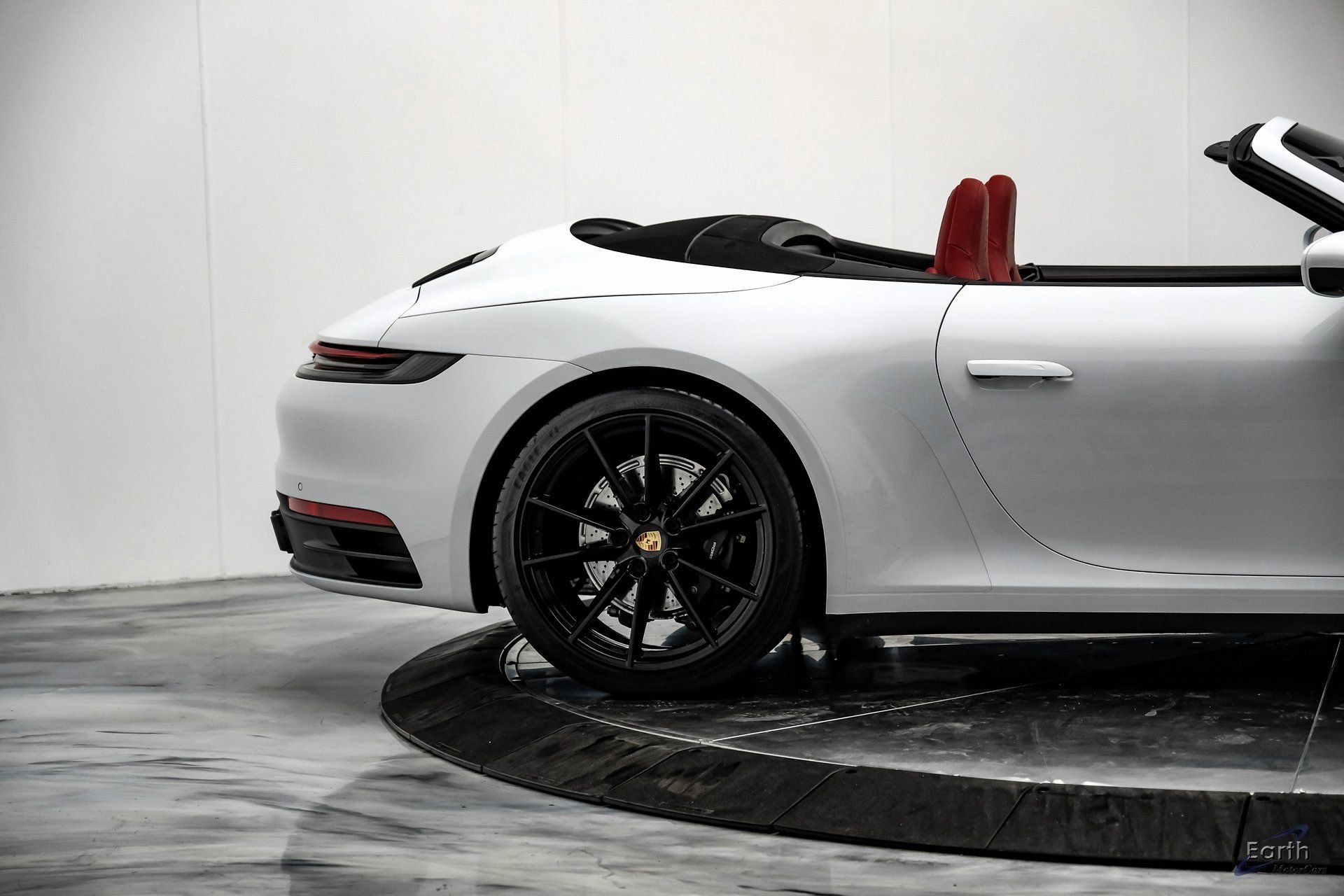 Used 2021 Porsche 911 Carrera 4 image 23