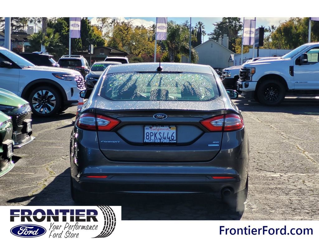 Used 2016 Ford Fusion SE w/ Equipment Group 202A image 6