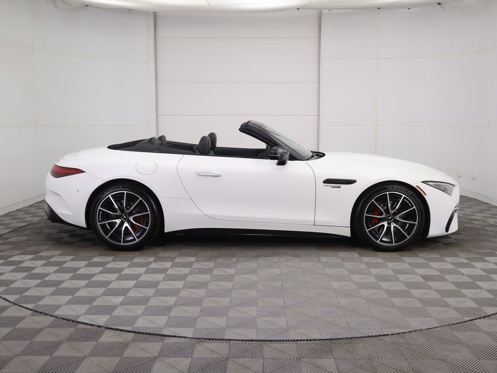 Used 2022 Mercedes-Benz SL 55 AMG 4MATIC image 4