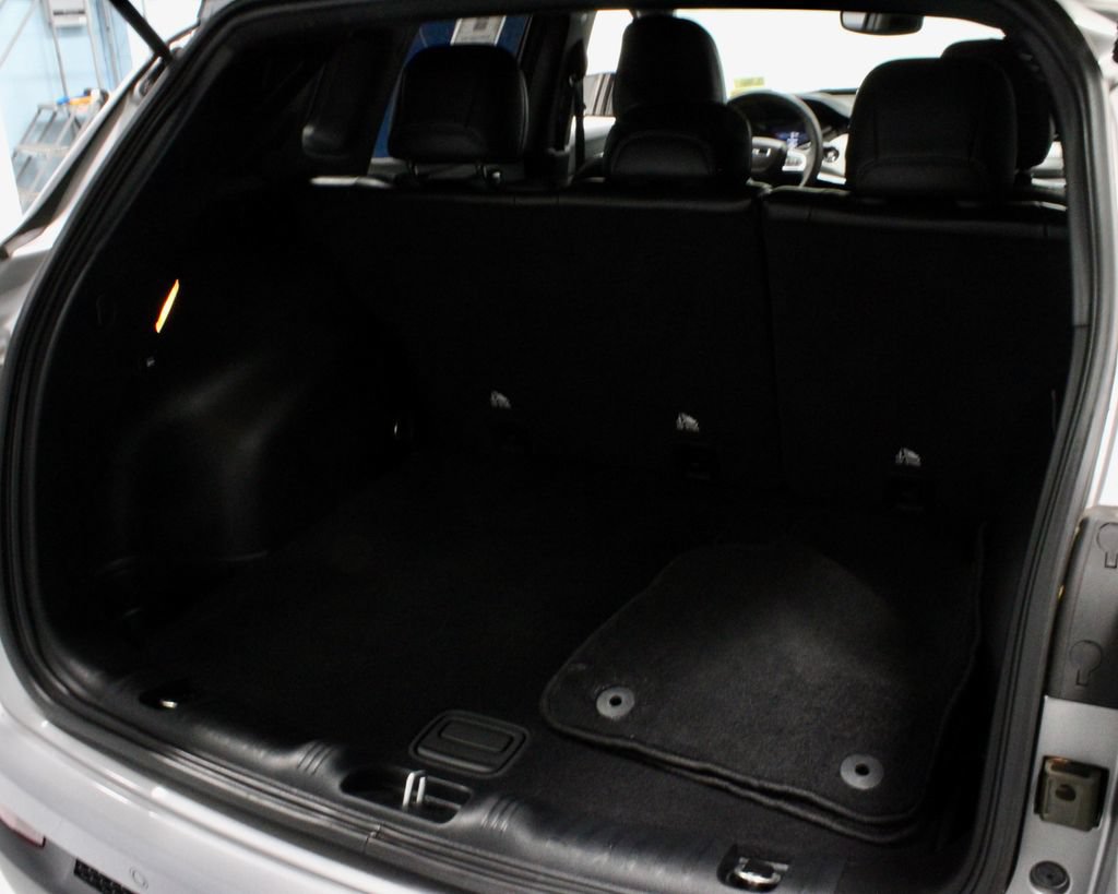 Used 2023 Jeep Compass Limited AWD/4WD image 15