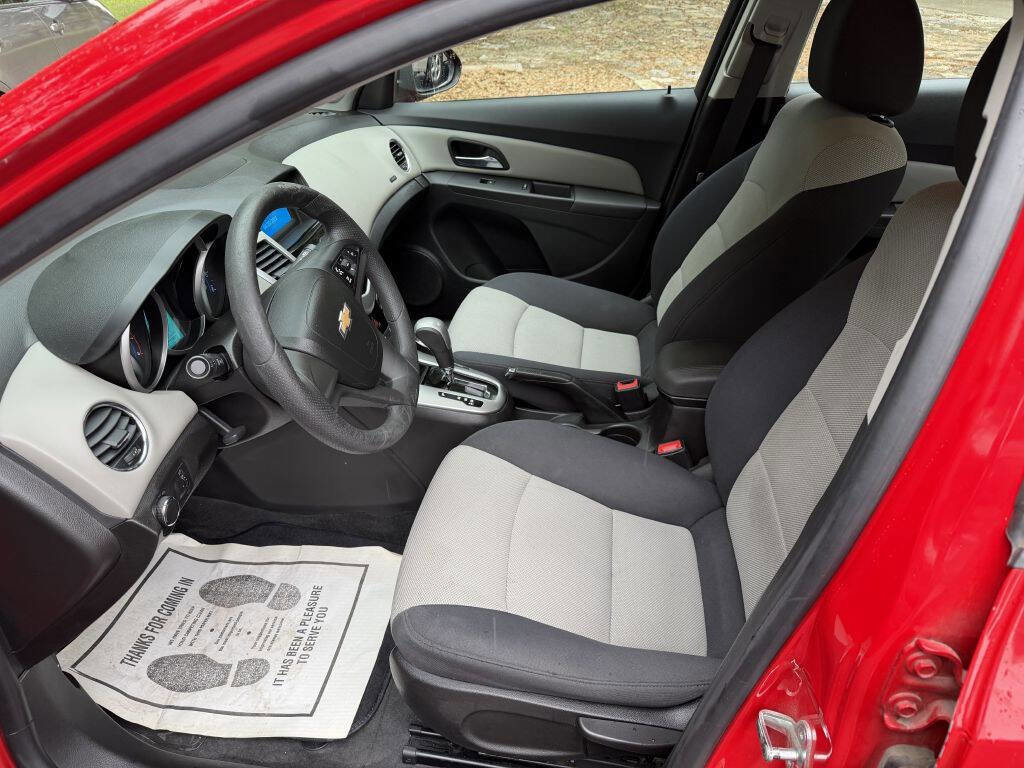 Used 2016 Chevrolet Cruze LS FWD image 11