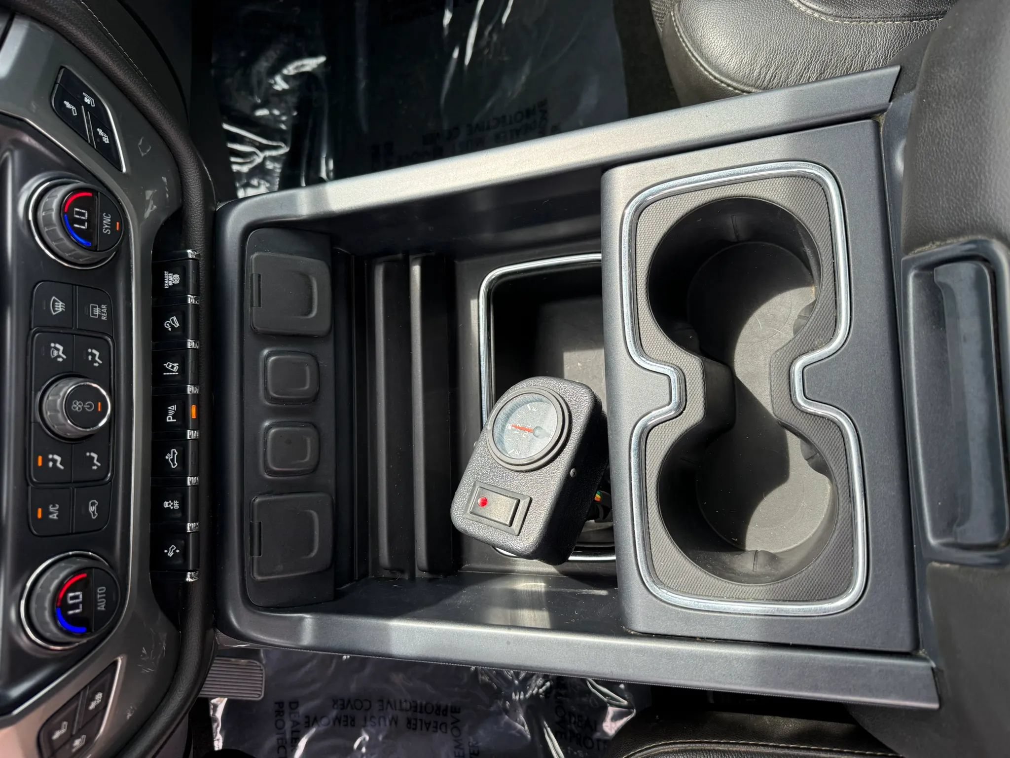 Used 2016 Chevrolet Silverado 2500 LTZ w/ Duramax Plus Package AWD/4WD image 18