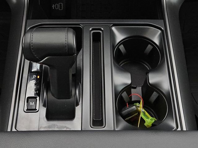 New 2025 Ford F150 Lariat w/ Equipment Group 502A High image 17