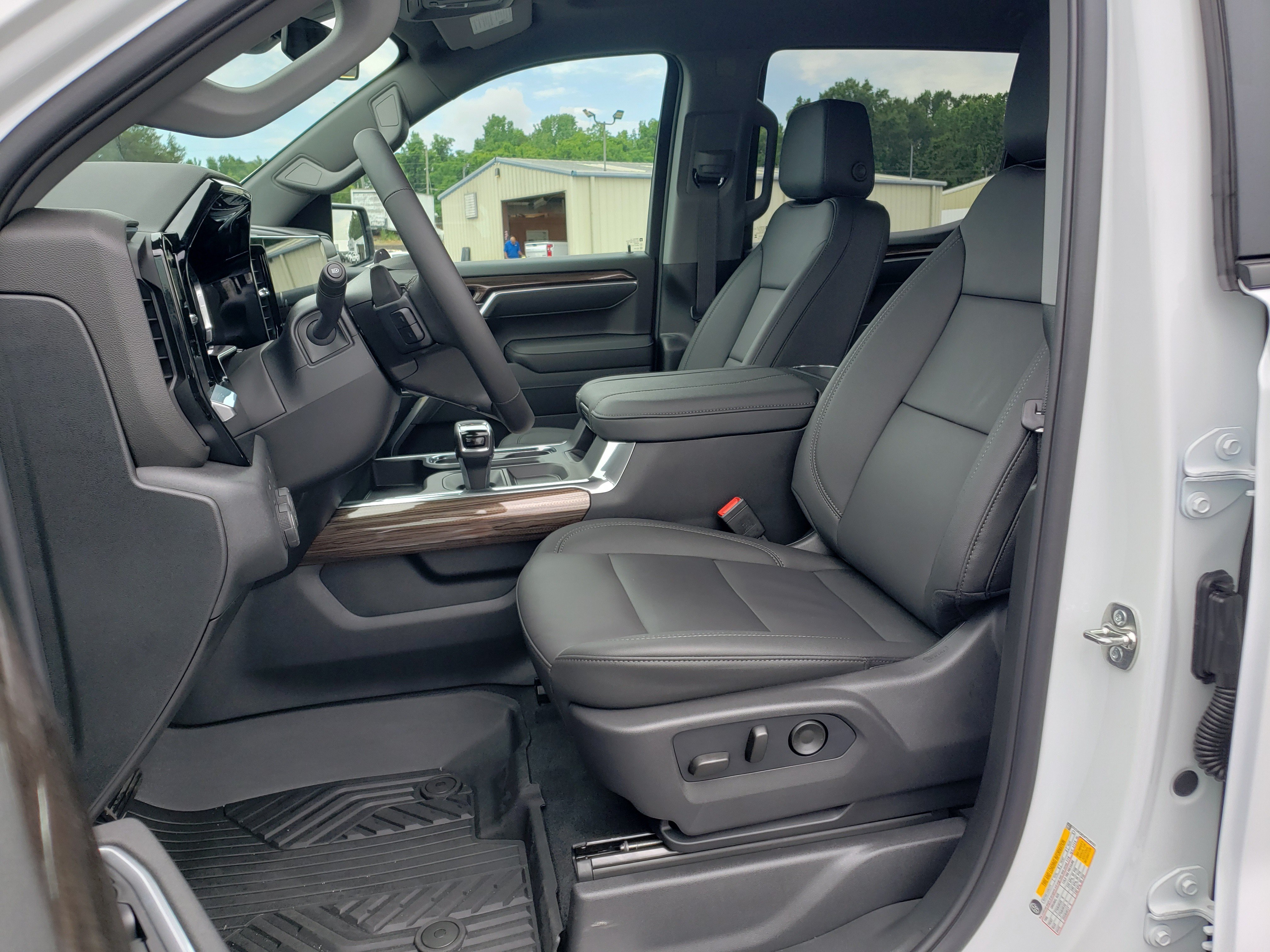 New 2026 Chevrolet Silverado 1500 LT AWD/4WD image 29
