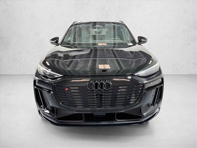 New 2027 Audi SQ6 e-tron Premium Plus AWD/4WD image 2