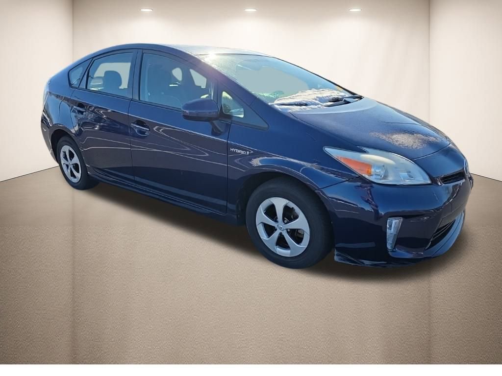 Used 2014 Toyota Prius Four image 10