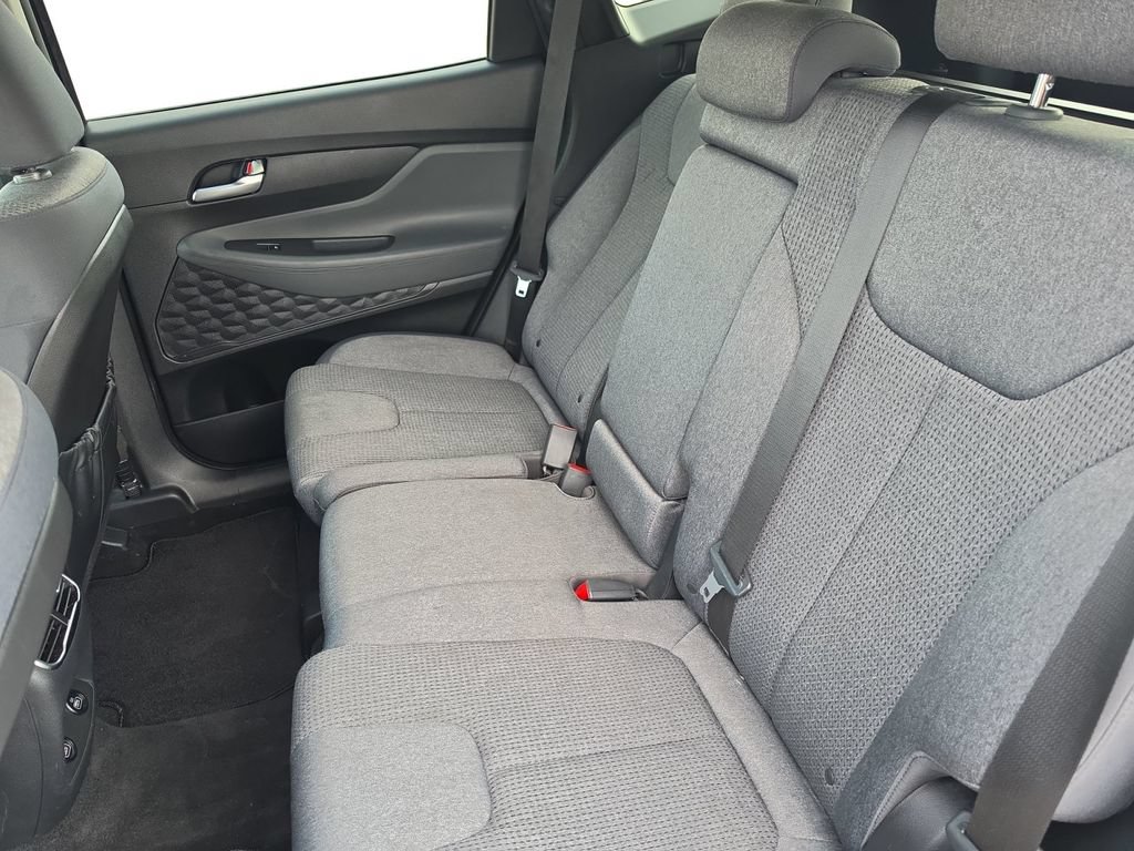Used 2023 Hyundai Santa Fe SE FWD image 16