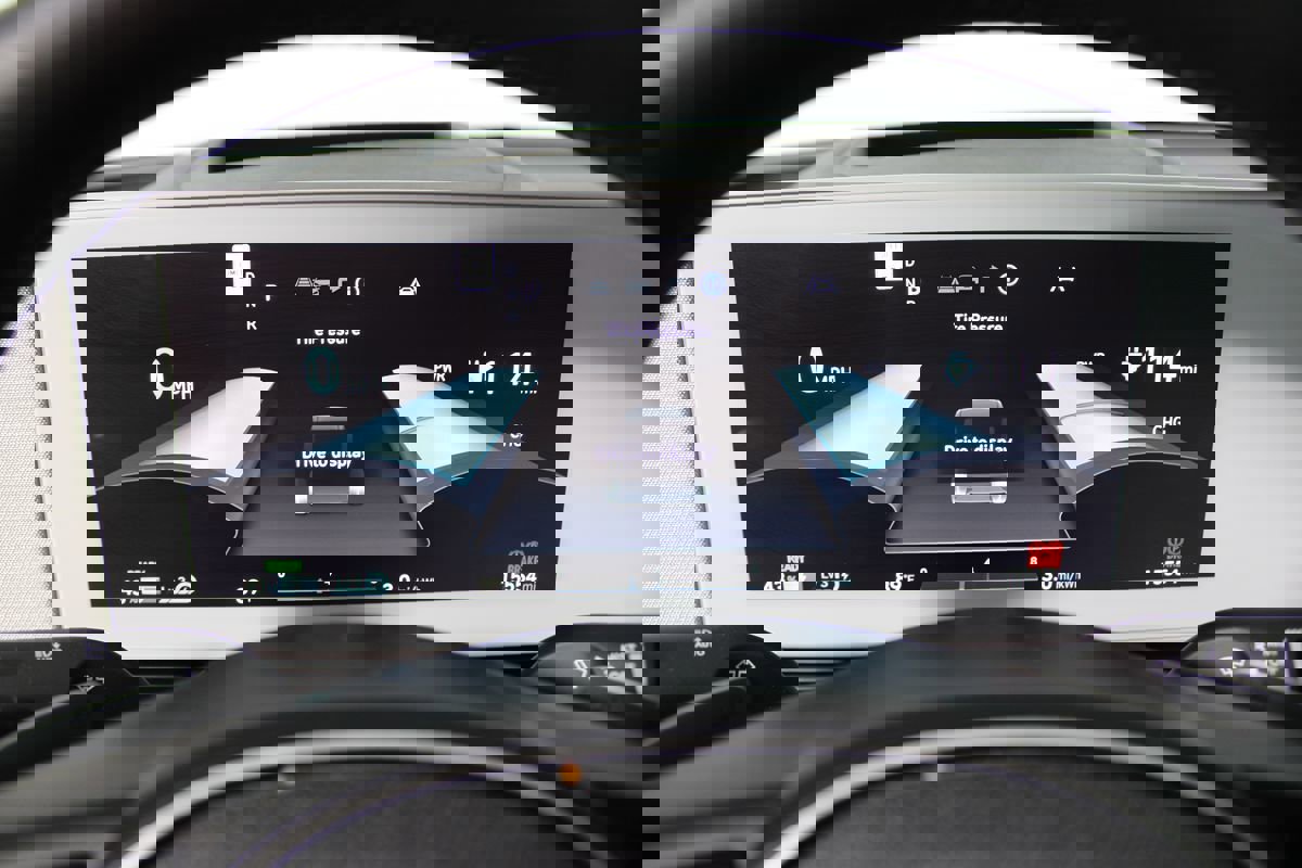 Used 2023 Hyundai Ioniq 5 Limited image 14