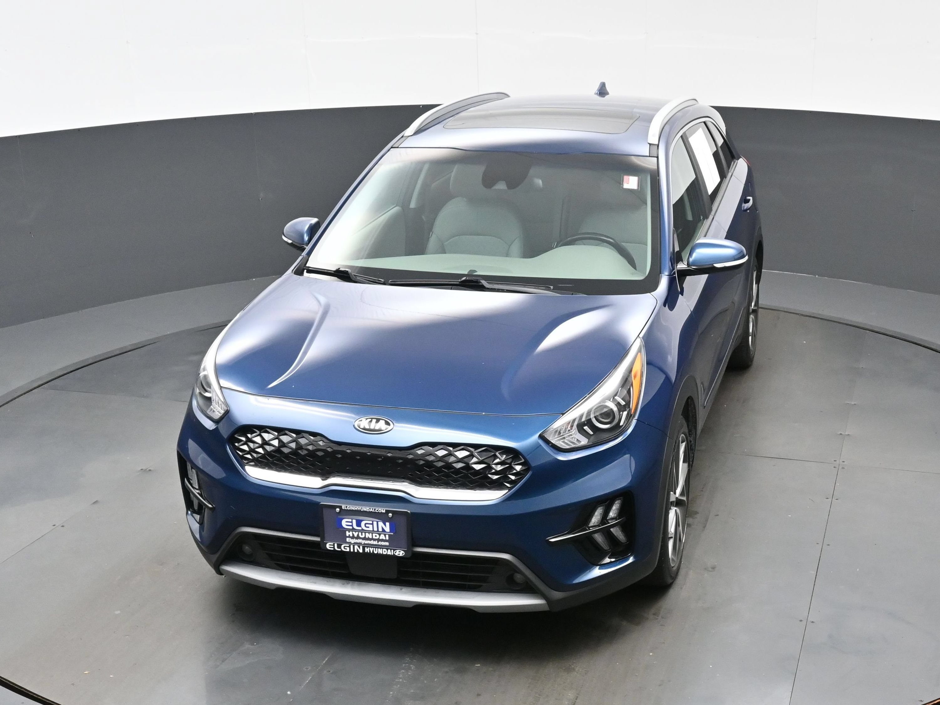 Used 2021 Kia Niro Touring FWD image 40
