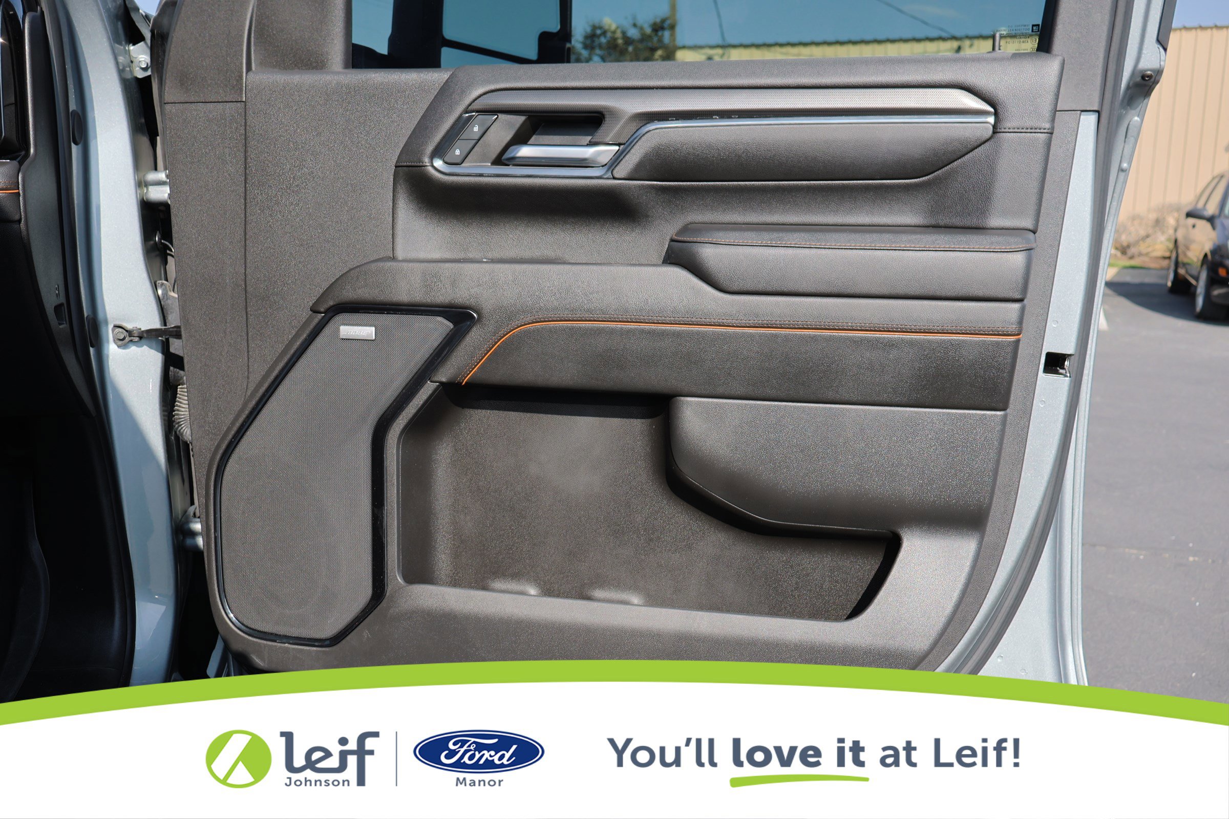 Used 2024 GMC Sierra 2500 AT4 w/ Technology Package image 37