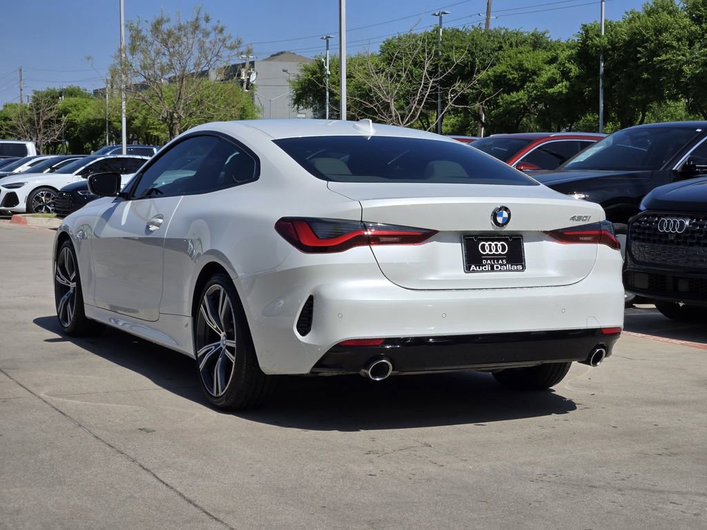 Used 2021 BMW 430i Coupe w/ Convenience Package image 11