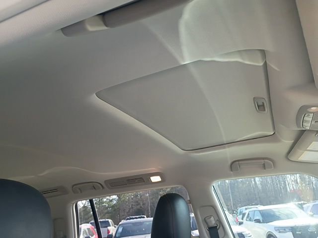 Used 2020 Nissan Armada SL w/ Premium Package image 29