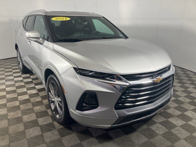 Certified 2021 Chevrolet Blazer Premier w/ Driver Confidence II Package image 3