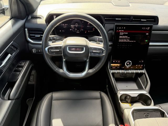 Used 2026 GMC Terrain Elevation w/ Elevation Premium Package FWD image 18