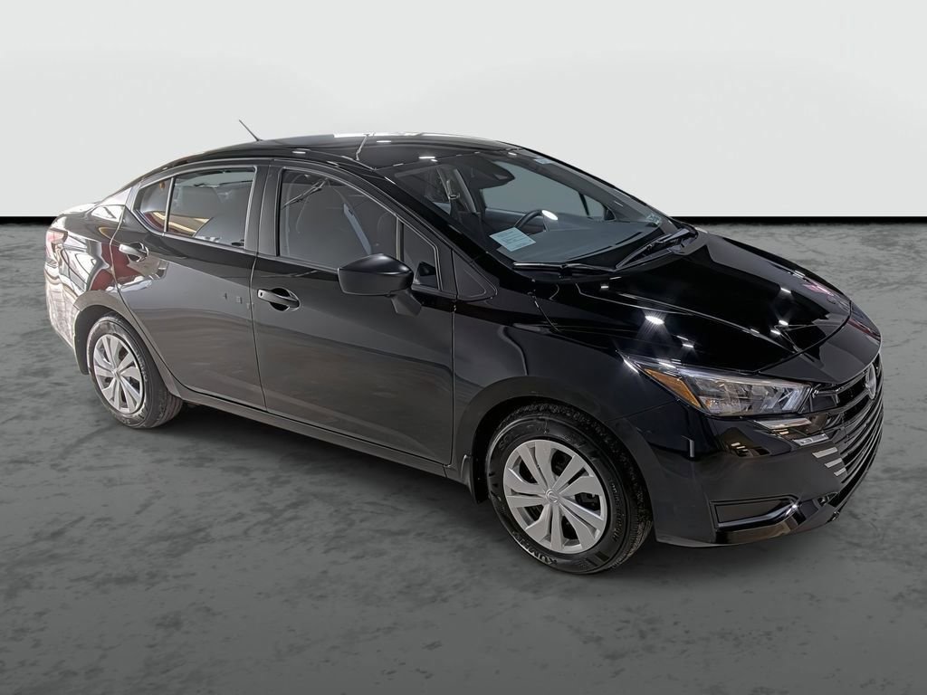 Used 2025 Nissan Versa S w/ Trunk Package image 5