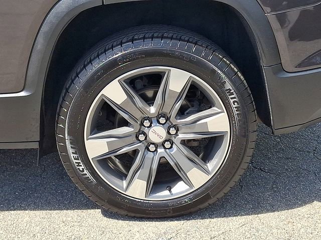 Used 2017 GMC Acadia SLT AWD/4WD image 30