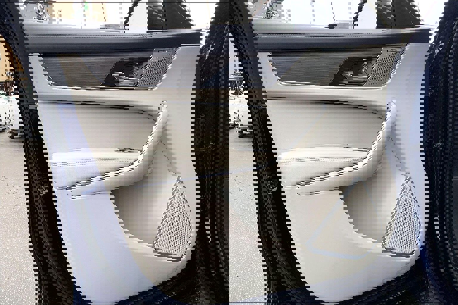 Used 2022 Jaguar F-PACE S image 20