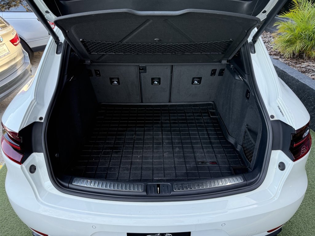 Used 2018 Porsche Macan GTS image 35