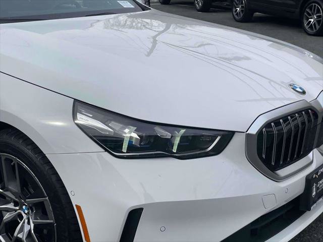 Used 2026 BMW 530i xDrive image 9