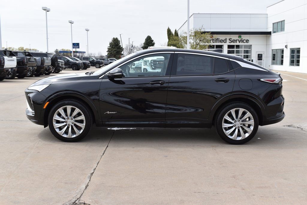 New 2025 Buick Envista Avenir image 4