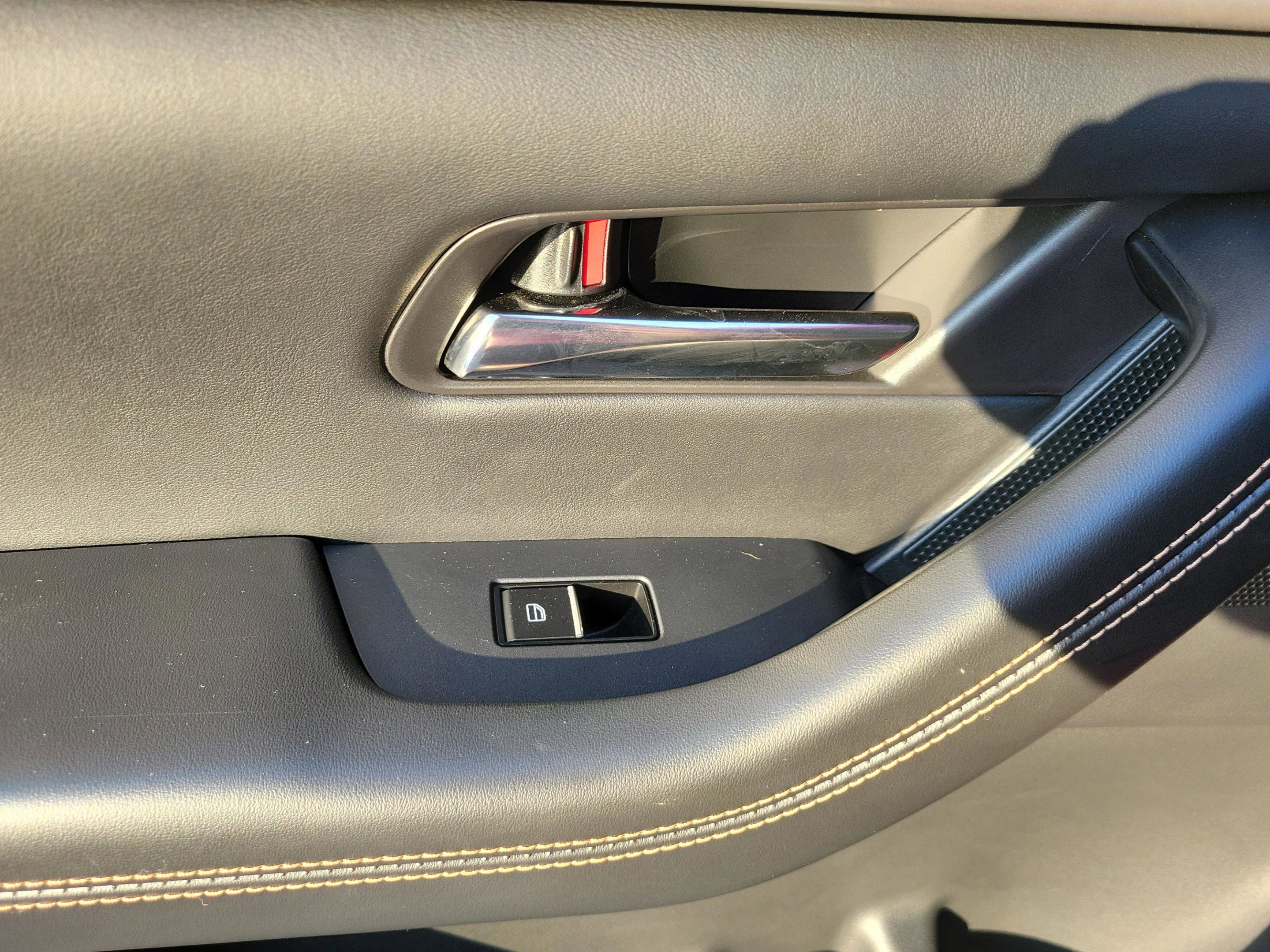 Used 2024 MAZDA CX-90 3.3 Turbo w/ Preferred Package image 25