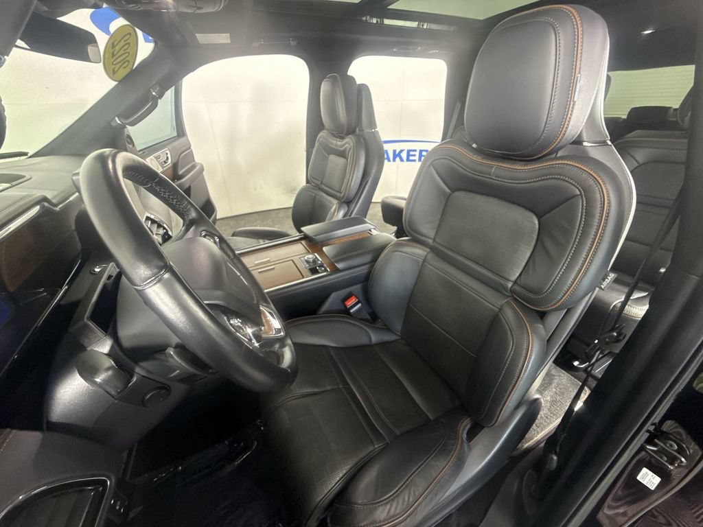 Used 2022 Lincoln Navigator Black Label AWD/4WD image 21
