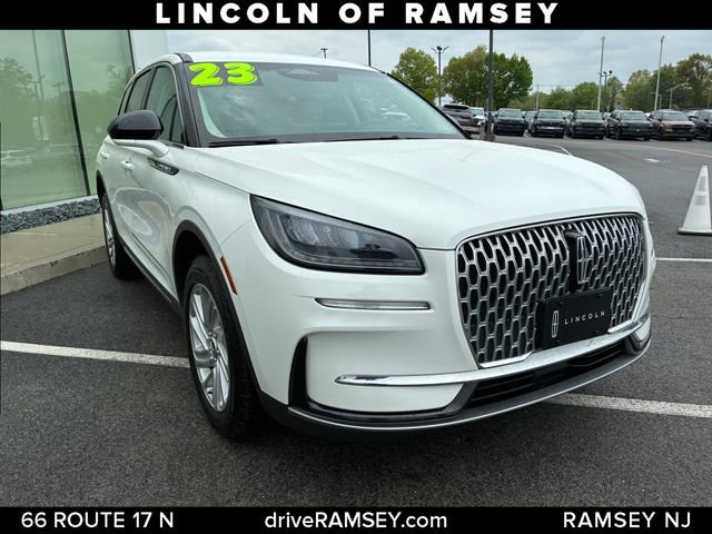 Used 2023 Lincoln Corsair AWD image 9