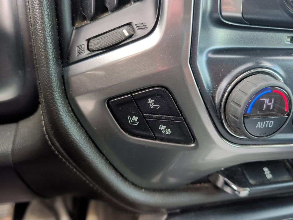 Used 2017 Chevrolet Silverado 1500 LTZ Z71 image 12