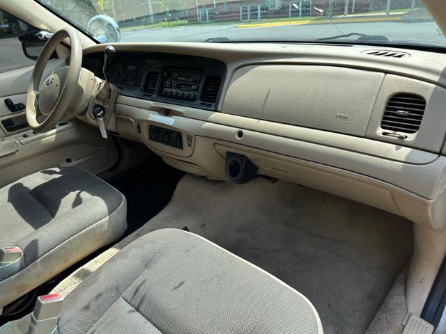 Used 2006 Ford Crown Victoria Police Interceptor RWD image 13
